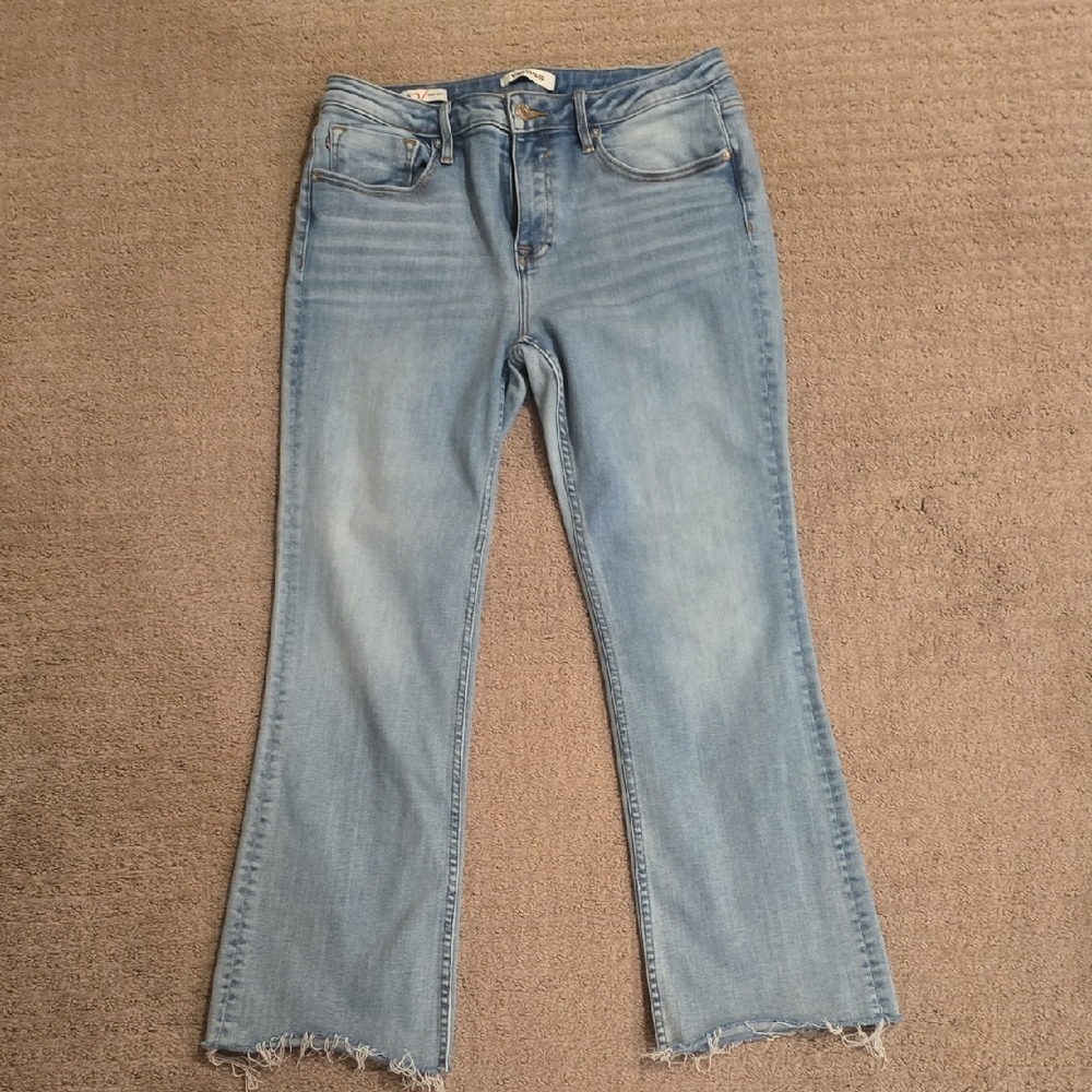 Vigoss Light Wash Flare Jeans
